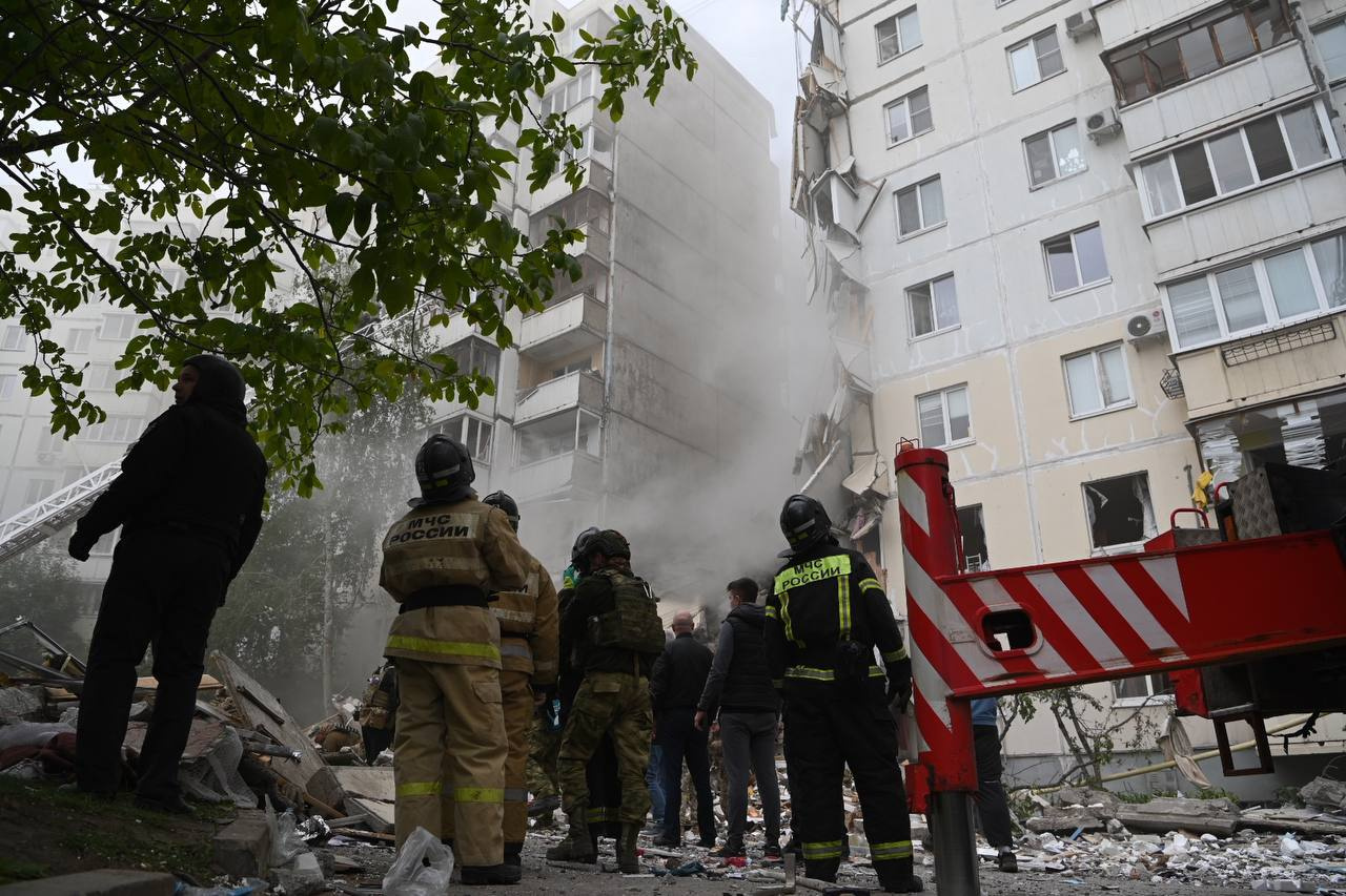 Двенадцатого погибшего достали из-под завалов в Белгороде