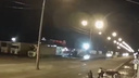 Выпрыгнул из авто на ходу: полицейские подстрелили машину наркодилеров в Самарской области