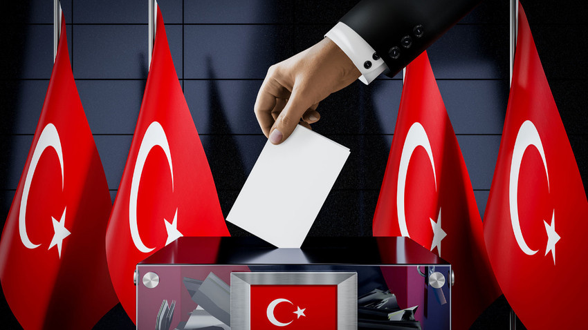 Имеющие турецкие паспорта <a href="https://msk1.ru/text/world/2022/10/07/71714132/" class="_ io-leave-page" target="_blank">россияне</a> тоже будут участвовать в выборах президента