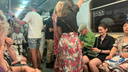 «Это адское пекло». Пассажиры московского метро — о невыносимой духоте в поездах