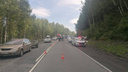 На трассе М-5 в Челябинской области столкнулись Toyota Camry и Mark II, погибли два человека