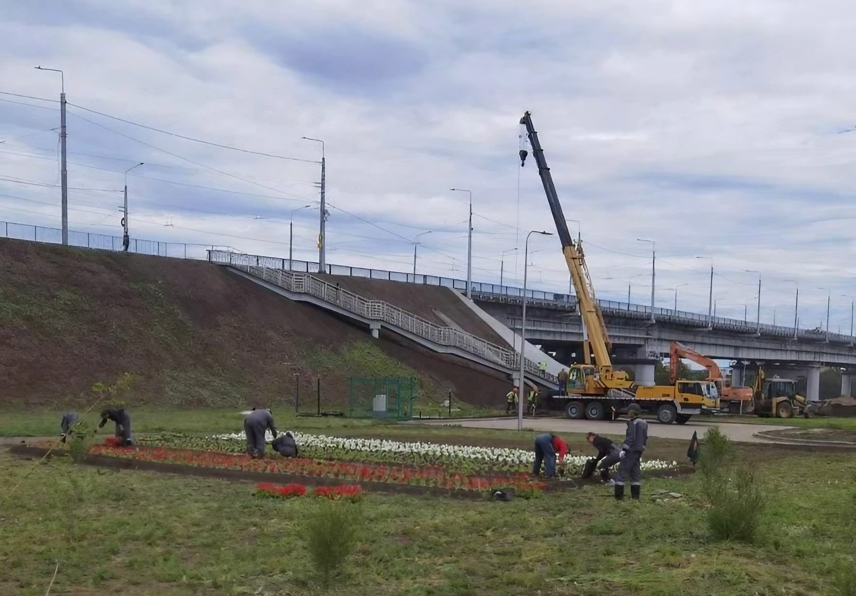 Мэрия Омска: нарушения при строительстве развязки у Ленинградского моста устранили еще в мае