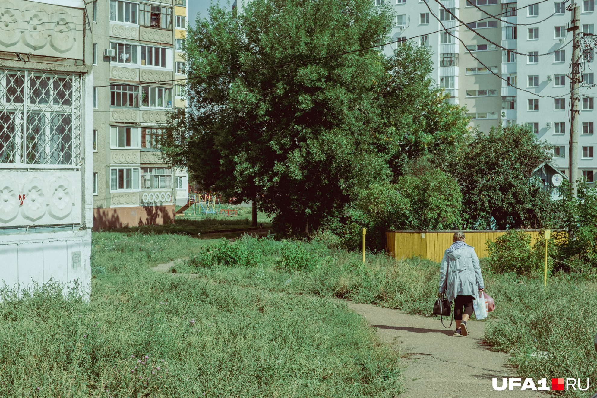 Сейчас бы прийти домой из школы, бросить рюкзак и смотреть сериал «Чародеи»