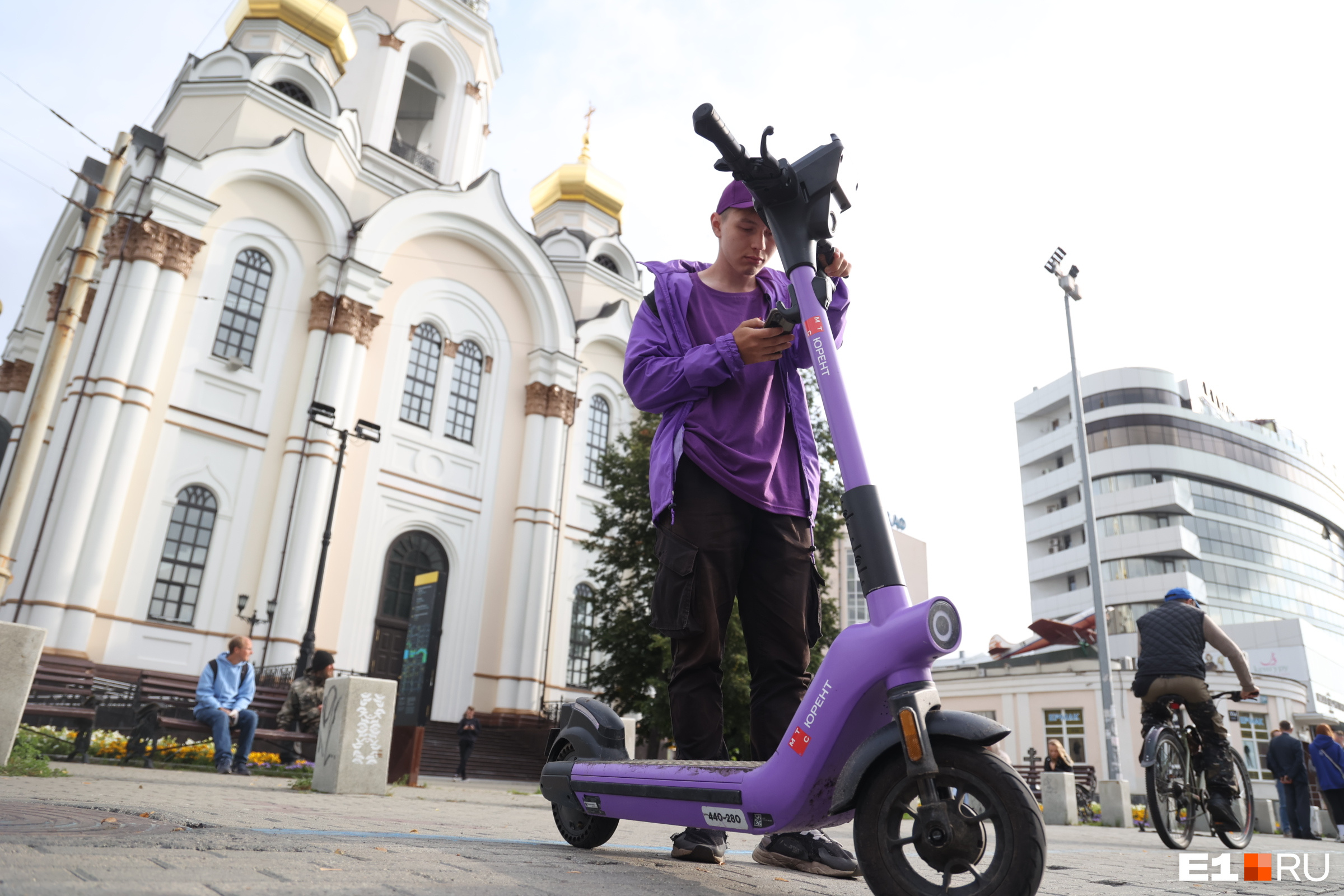 В Москве самокатчиков-нарушителей штрафуют с помощью камер. Установят ли фотоловушки в Екатеринбурге?