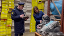 Прокуратура раздала новосибирцам одежду и обувь на 14 миллионов — откуда взяли вещи
