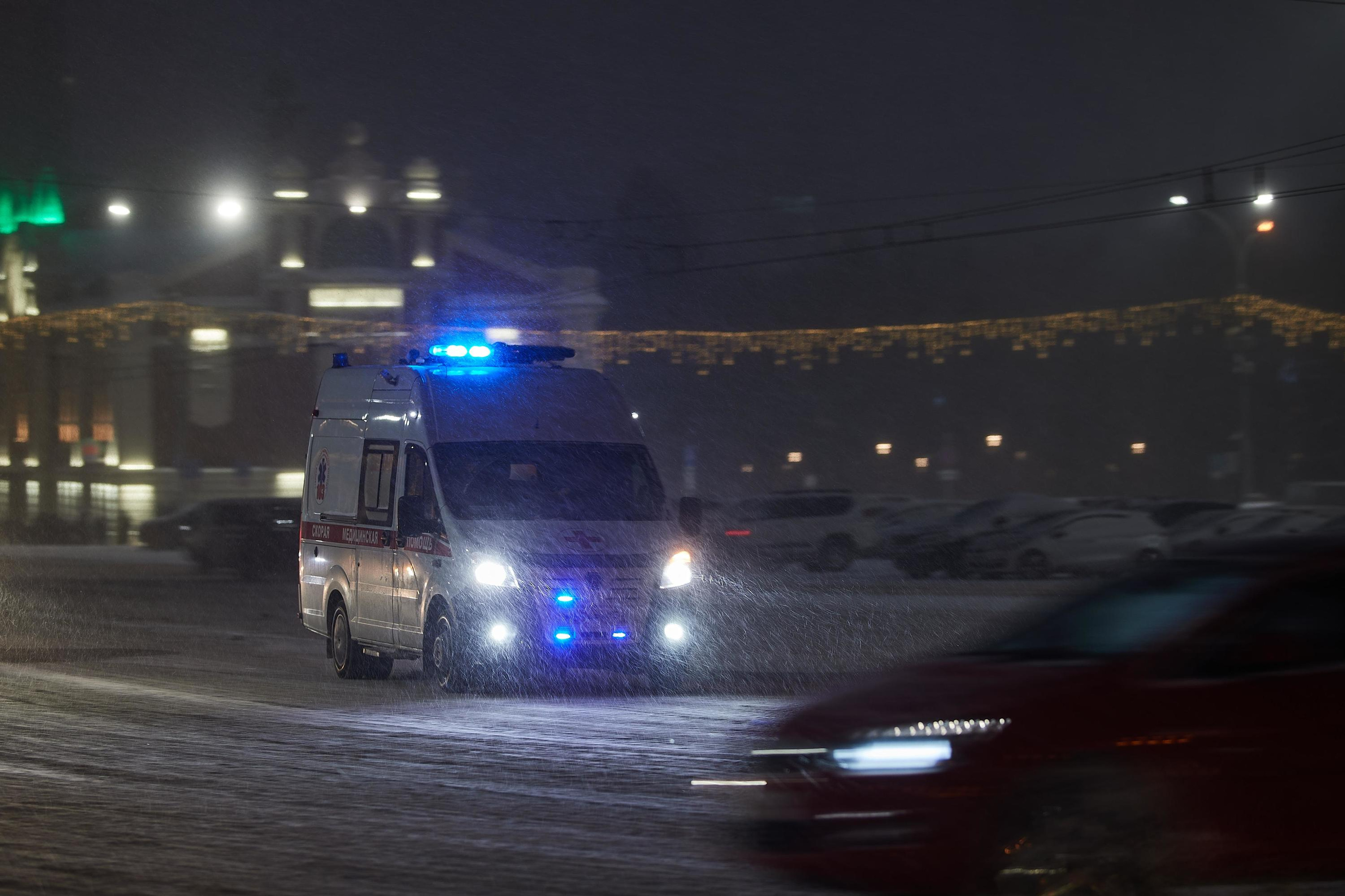 Четыре человека тяжело ранены в жуткой аварии на трассе под Волгоградом -  14 января 2024 - v1.ru