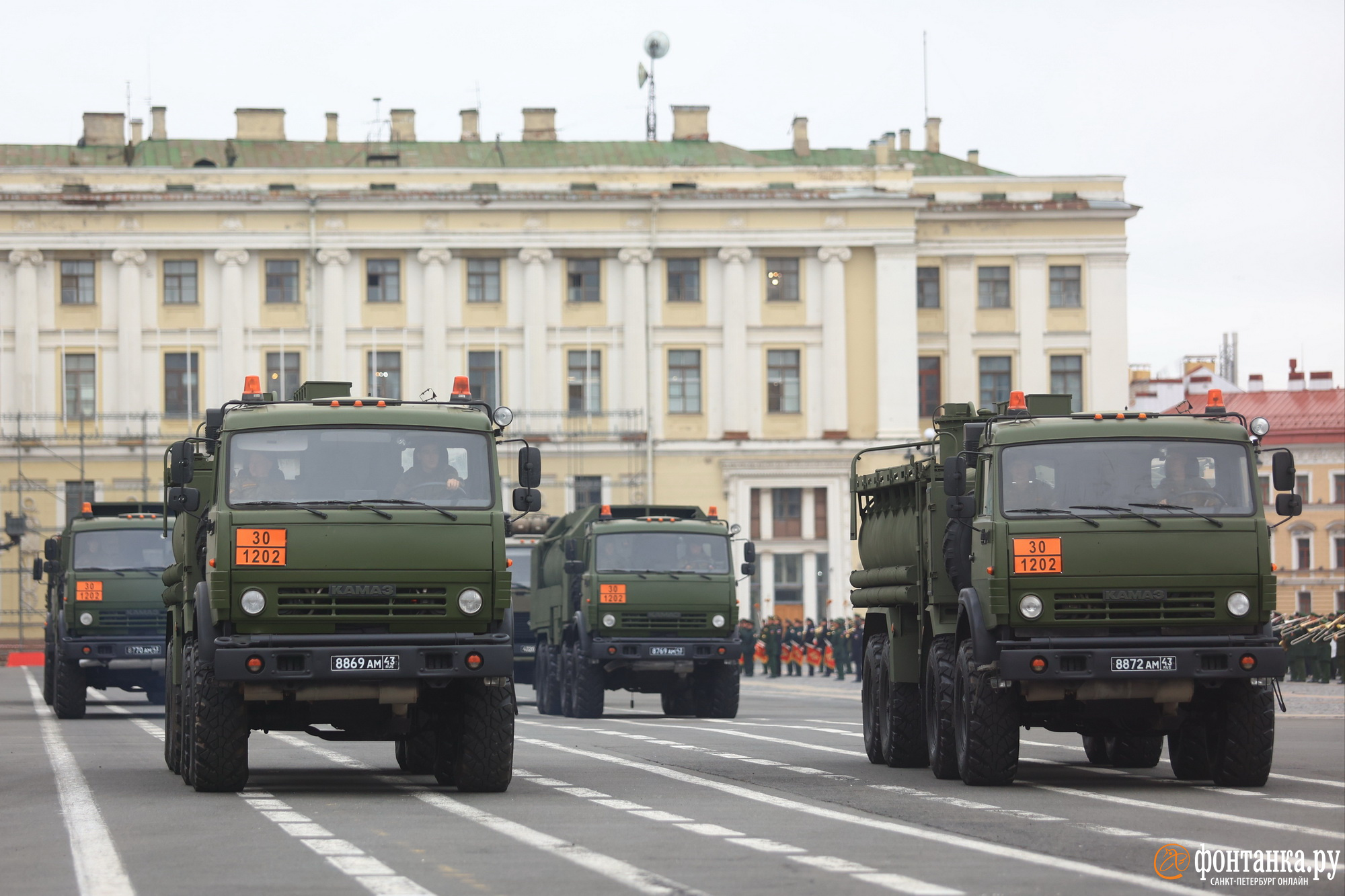 Парад 9 Мая в Петербурге: во сколько начинается, какая военная техника  участвует, где посмотреть парад - 7 мая 2023 - ФОНТАНКА.ру