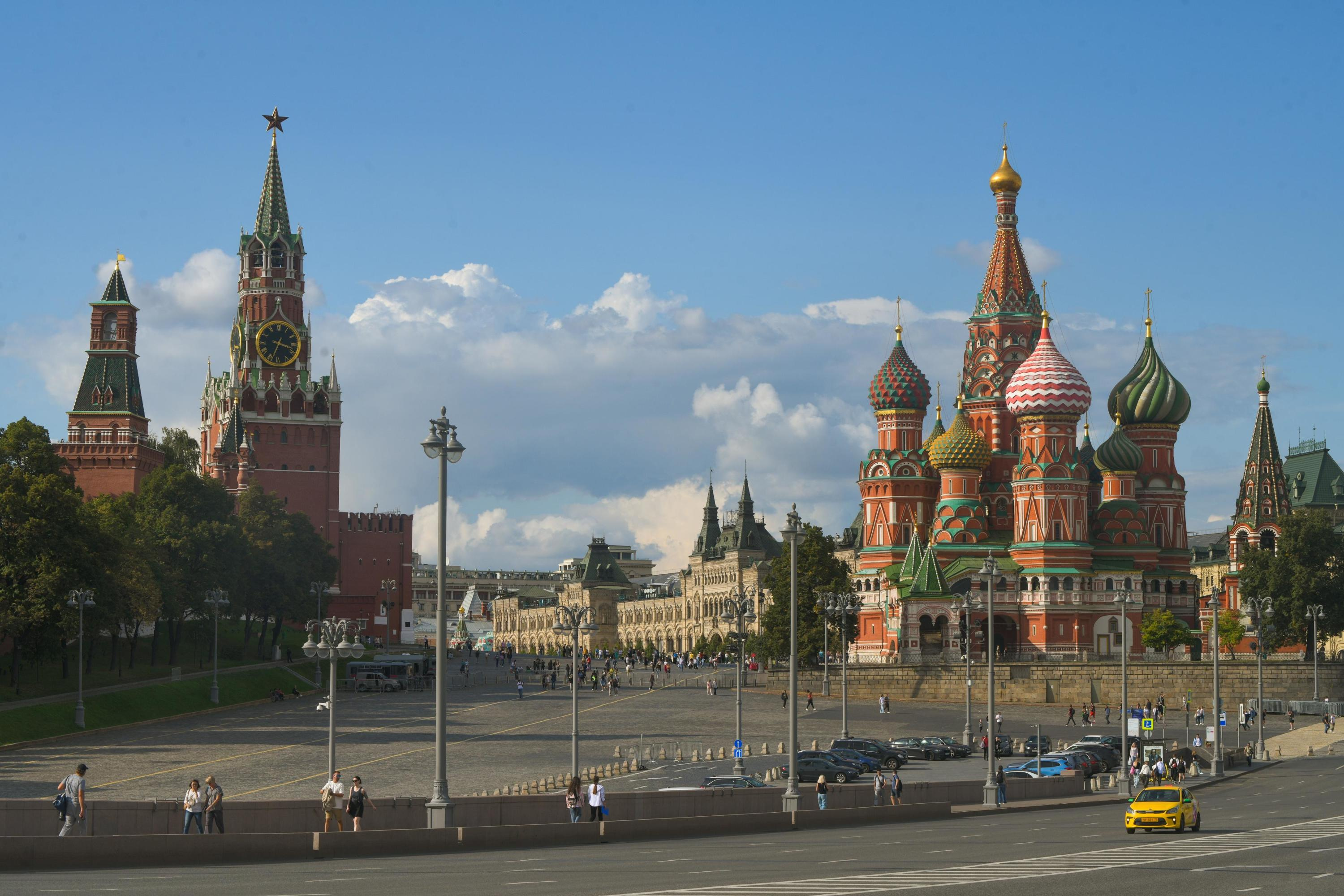 Красная площадь закат. Соборы Москвы название. Почему красная площадь называется красной площадью.