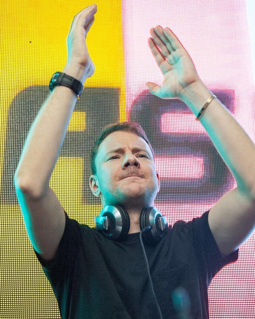 DJ Smash недавно написал песню к юбилею города, возможно, он ее тоже исполнит на набережной DJ Smash недавно написал песню к юбилею города, возможно, он ее тоже исполнит на набережной