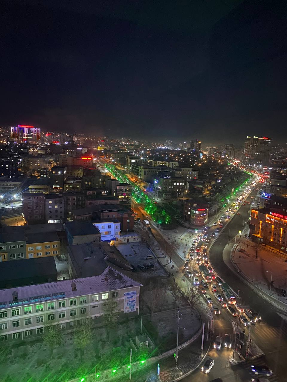 Вид на ночной Улан-Батор