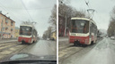 «Скорость должна быть 10 км/ч»: кто отвечает за рельсы, на которых трамвай начало опасно качать из стороны в сторону