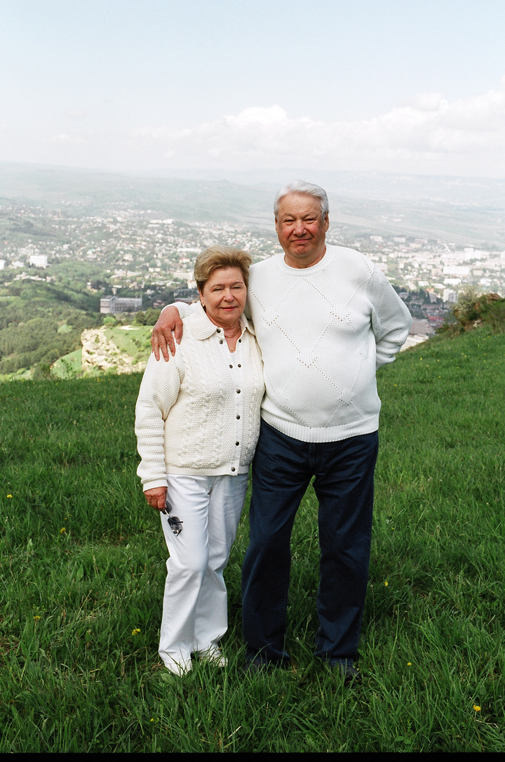 Борис и Наина Ельцины. 2005 год. Кисловодск Борис и Наина Ельцины. 2005 год. Кисловодск