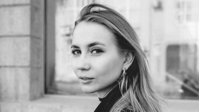 Погибла корреспондент NGS55.RU Анна Никитенко. Она попала в ДТП в Омске
