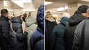 «Люди начали толкаться, злиться»: в новосибирском метро случился сбой при оплате — видео с толпой