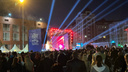 Сотни новосибирцев собрались в центре города — фото толпы