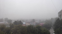 Новосибирск накрыло густым туманом — где сложнее всего проехать