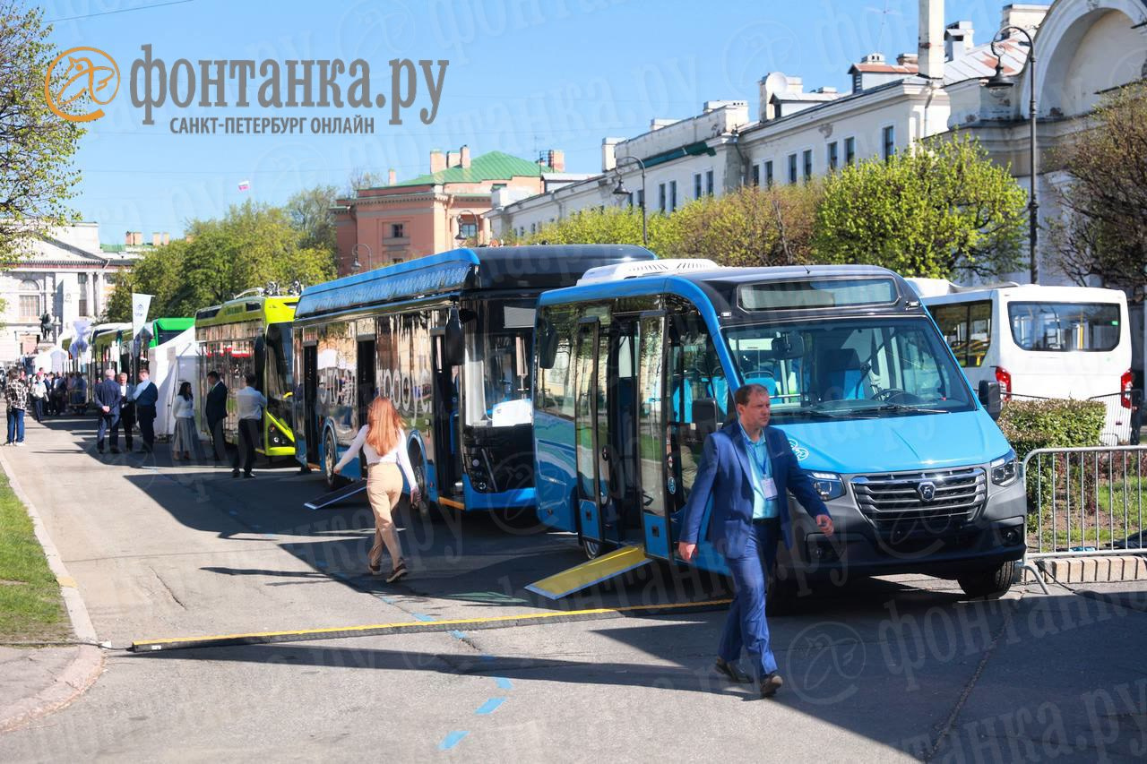 В центре Петербурга открывается выставка инновационного транспорта - 17 мая  2024 - ФОНТАНКА.ру