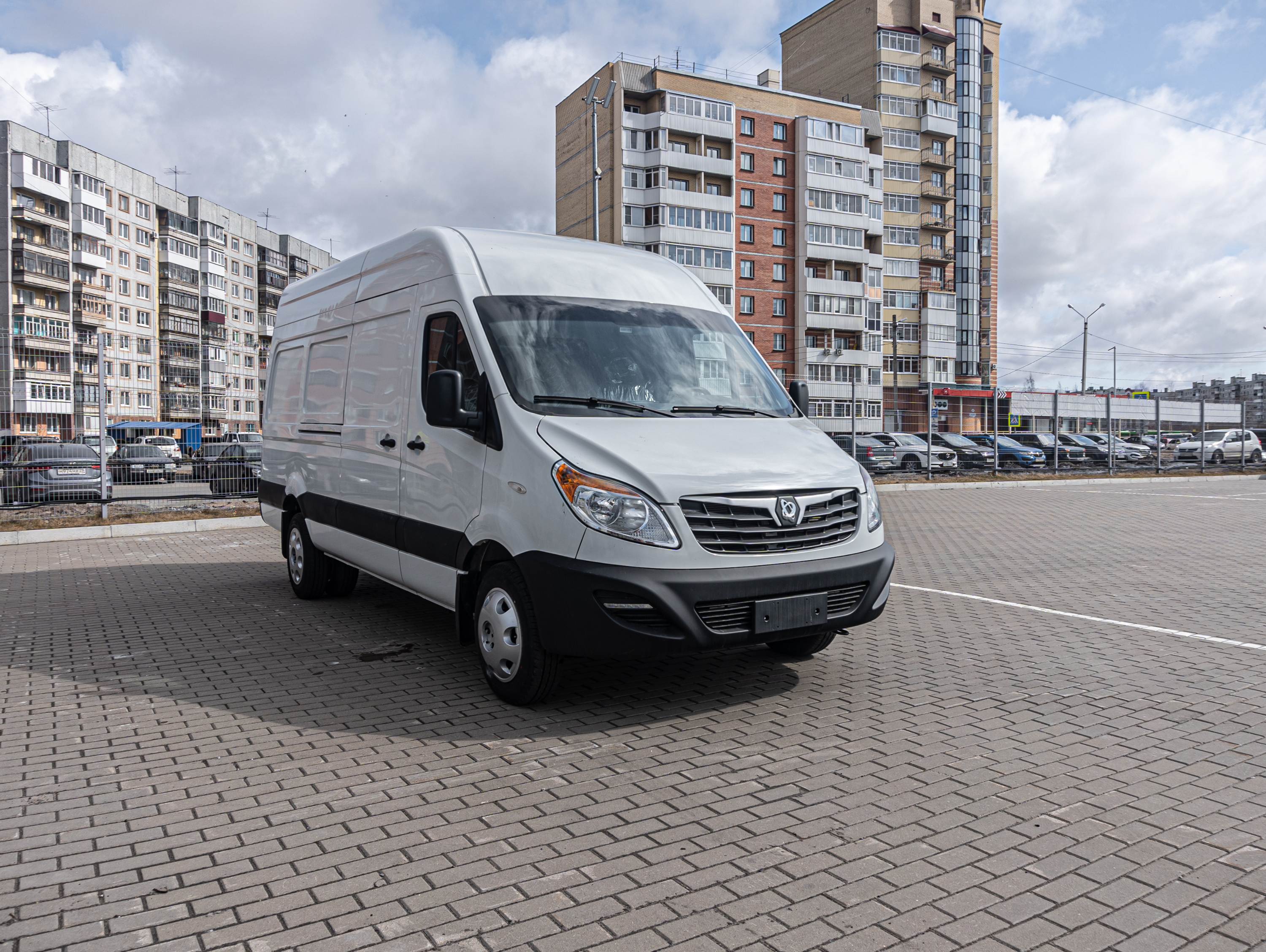 Автомобили ATLANT напоминают любимые многими предпринимателями Ford Transit Автомобили ATLANT напоминают любимые многими предпринимателями Ford Transit