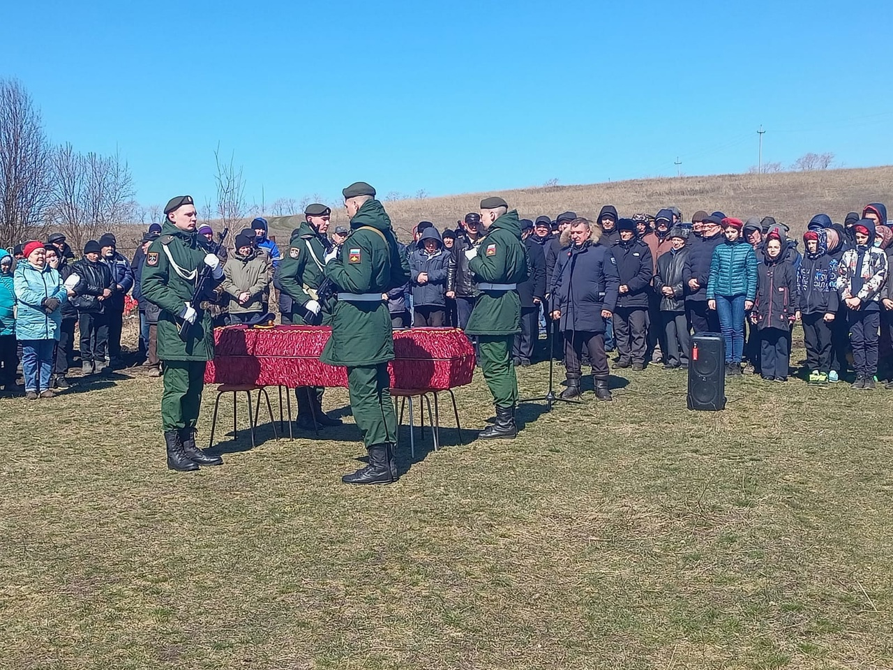 Похоронили военнослужащего в селе Арсланово