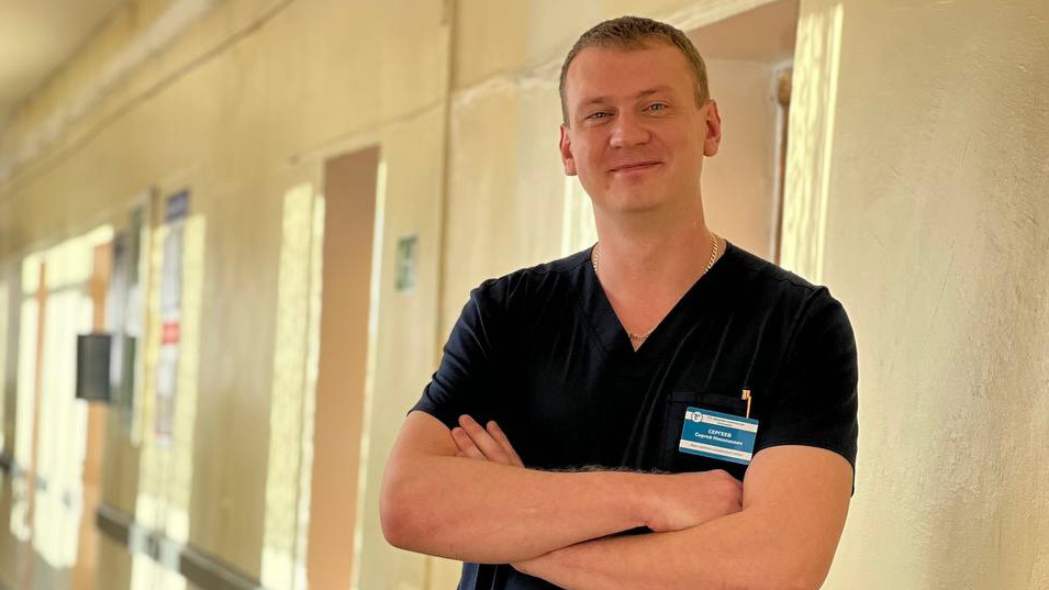 «Оперировал замороженных человечков». Хирург Сергеев вернулся из Новосибирска, чтобы развивать медицину в Забайкалье
