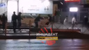 «Толпой избили одного»: омичи устроили потасовку на Кирова — видео драки