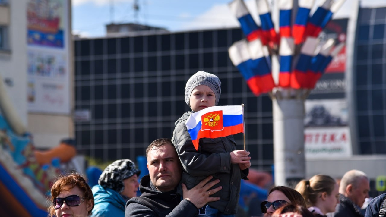 «Плетение из бересты, резьба и роспись по дереву»: программа гуляний на День России в Мурманске