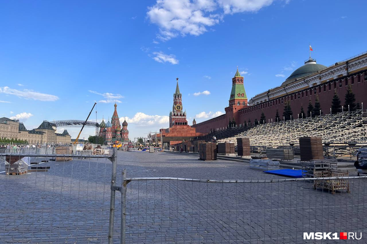Почему перекрыта красная площадь. Красная площадь Москва сейчас. Парад в Москве. Красная площадь фото. Красная площадь 2023.