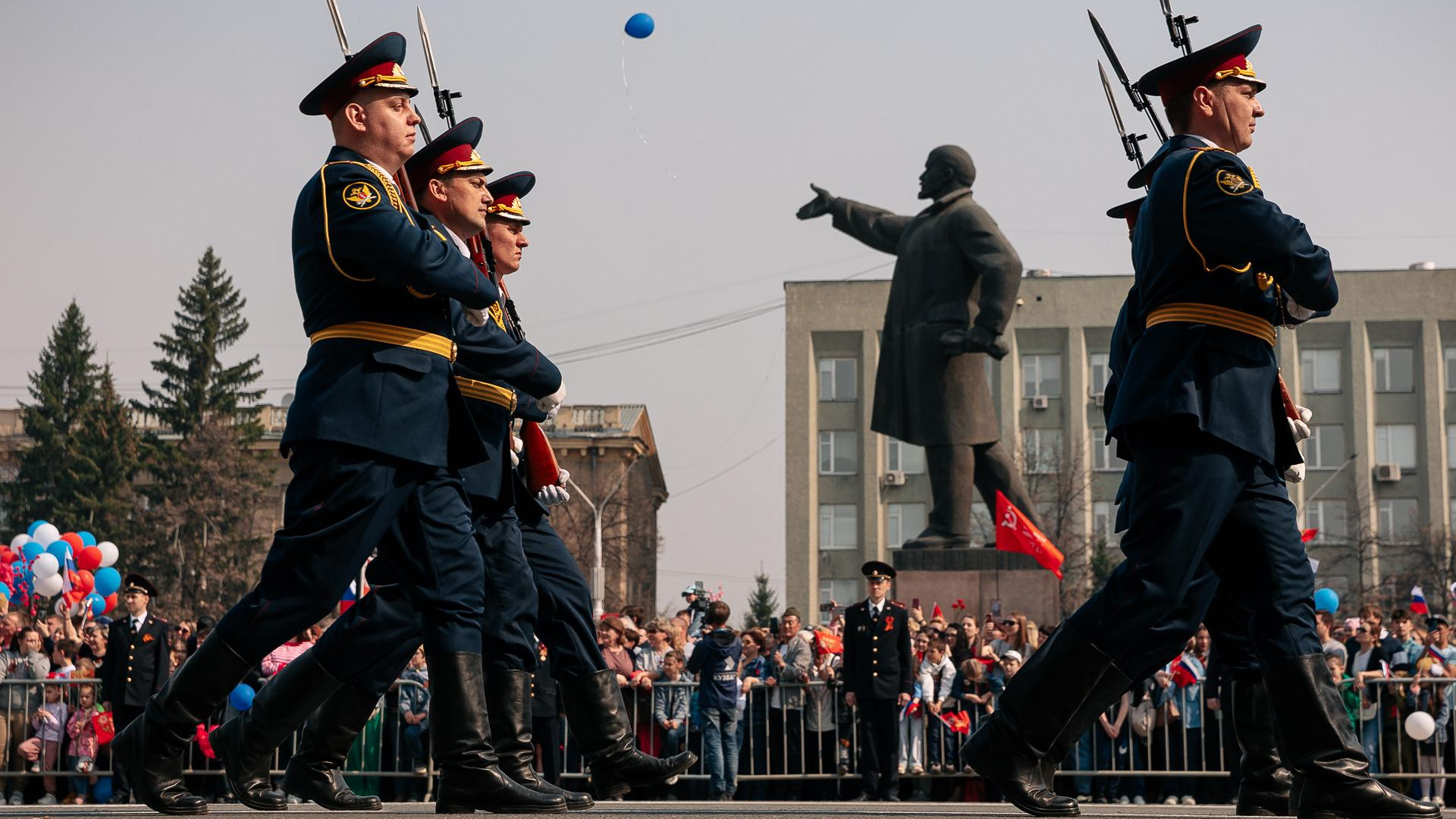 Когда парад и где лучше смотреть салют: всё о Дне Победы в Кемерове в 7 коротких карточках