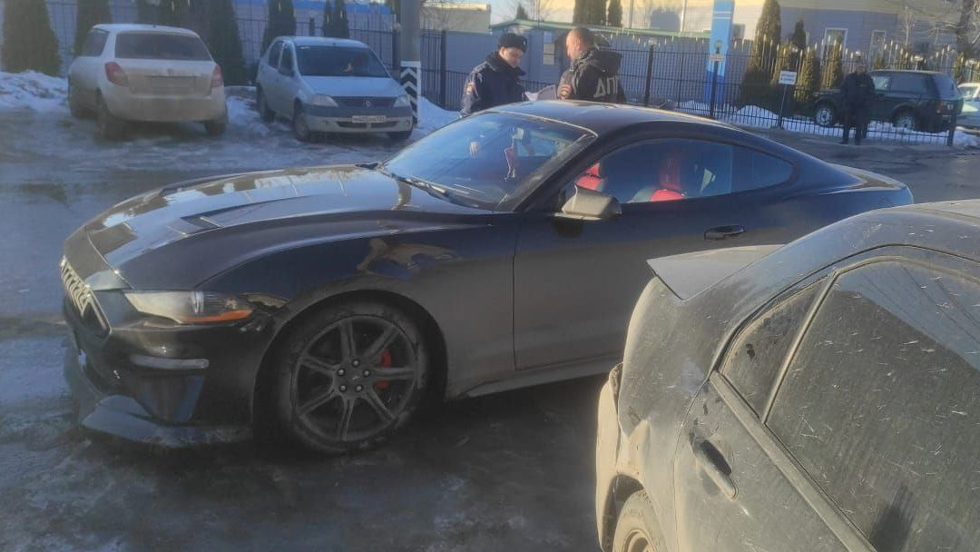 В Волгограде суд отобрал Mustang у <nobr class="_">27-летнего</nobr> безработного ресторатора за пьяную езду