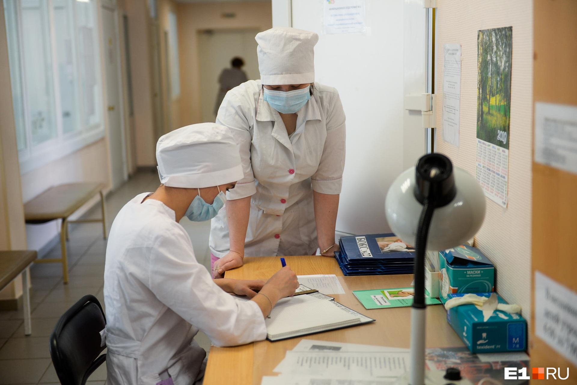 Что известно о липовых дипломах в Дубовской ЦРБ, как медсестры в Ростовской  области стали врачами, на двух бывших врачей Дубовской ЦРБ возбудили  уголовное дело из-за поддельных дипломов - 11 октября 2023 - ngs42.ru