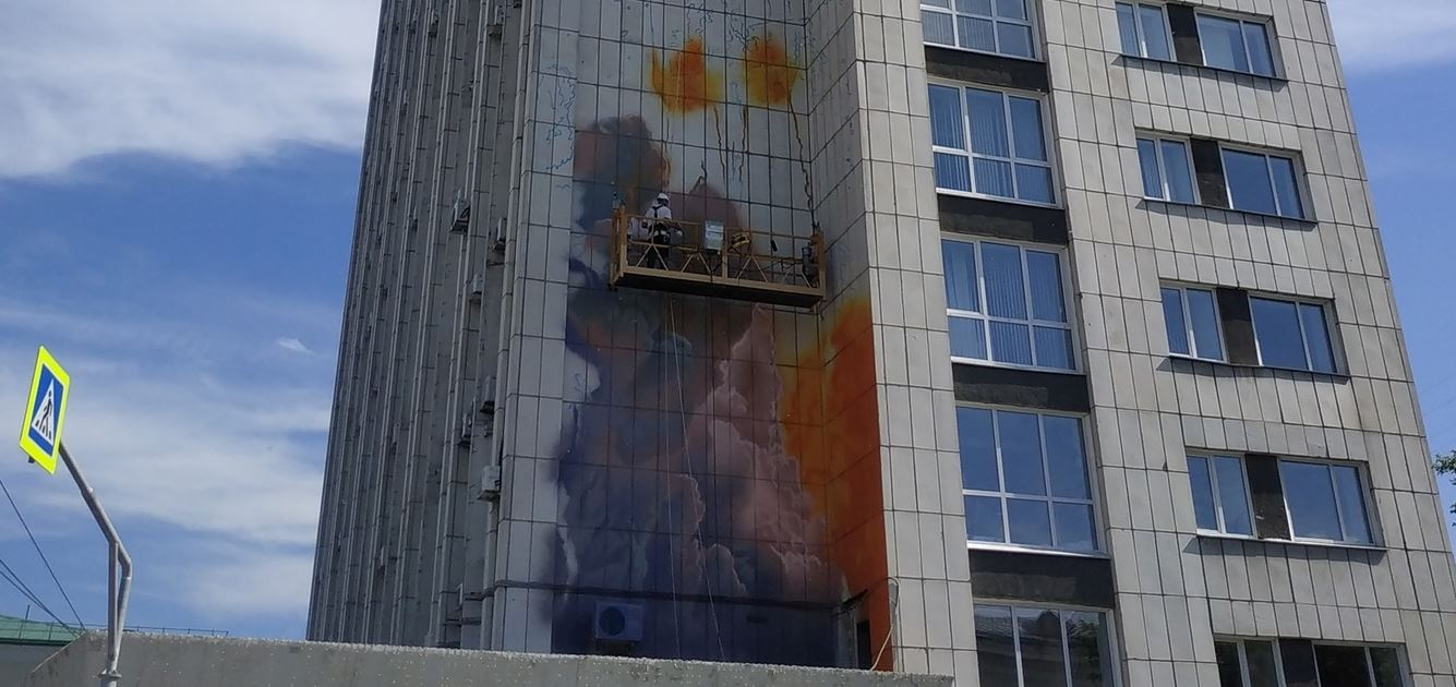На фасаде здания Министерства экономики нарисуют ракету
