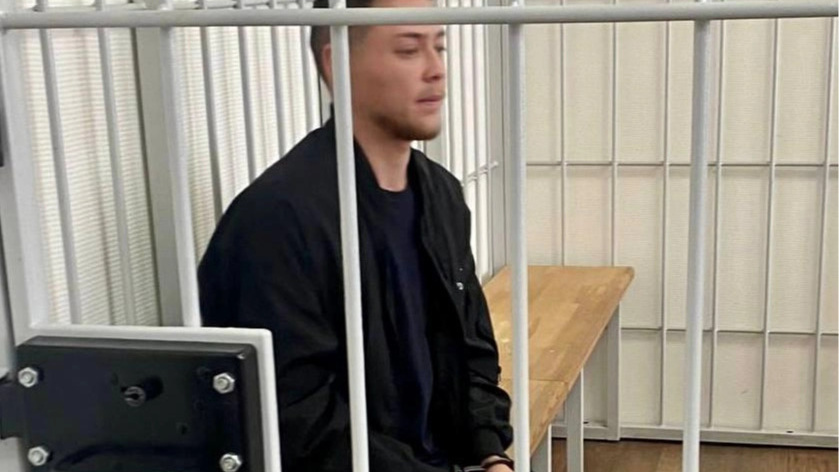 Екатеринбургский суд вынес приговор по «делу антифашистов». Один из фигурантов отправится в тюрьму