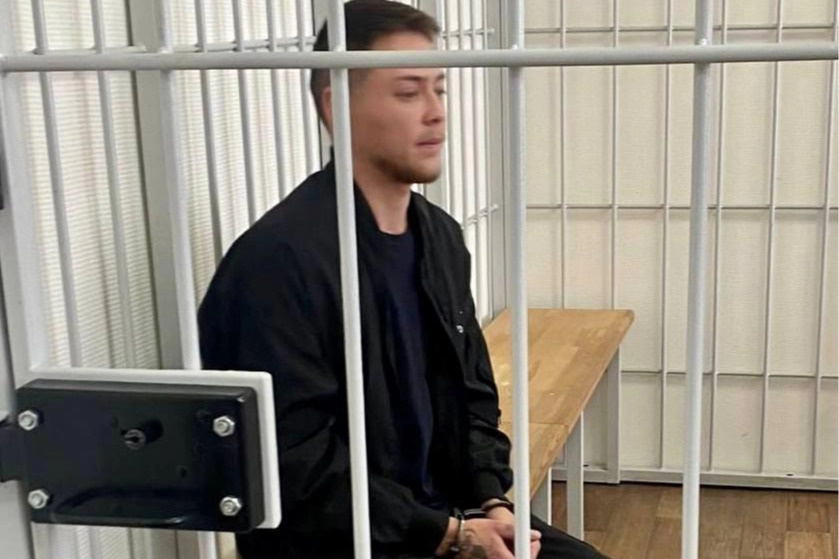 Екатеринбургский суд вынес приговор по «делу антифашистов». Один из фигурантов отправится в тюрьму