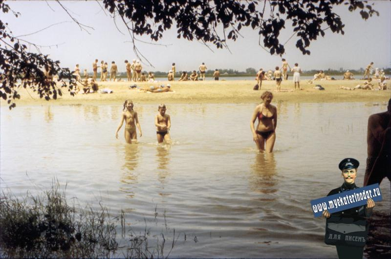 Песчаный пляж за Затоном на Кубани, 1987 год