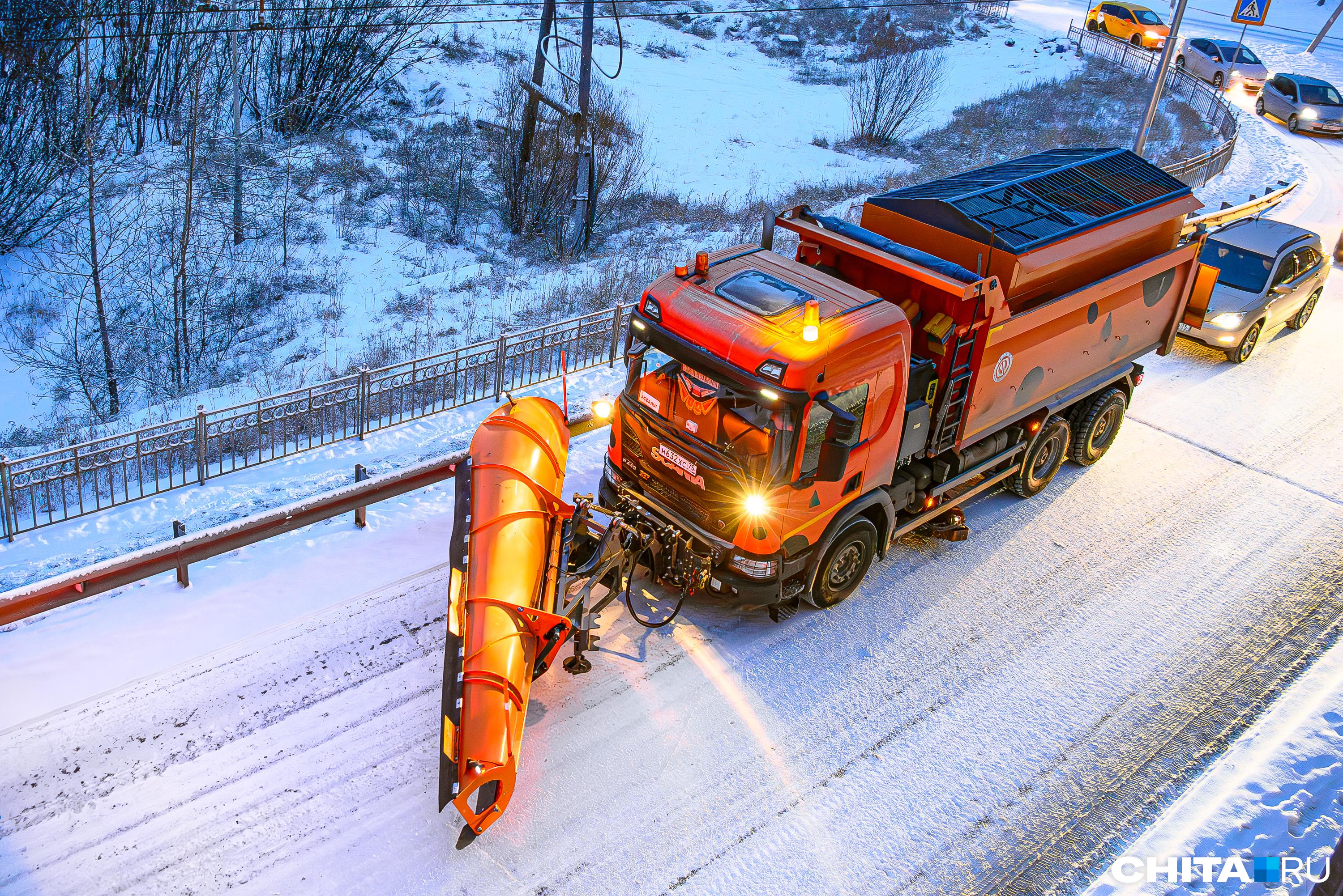 Движение затруднено на трассах в Забайкалье из-за выпавшего снега