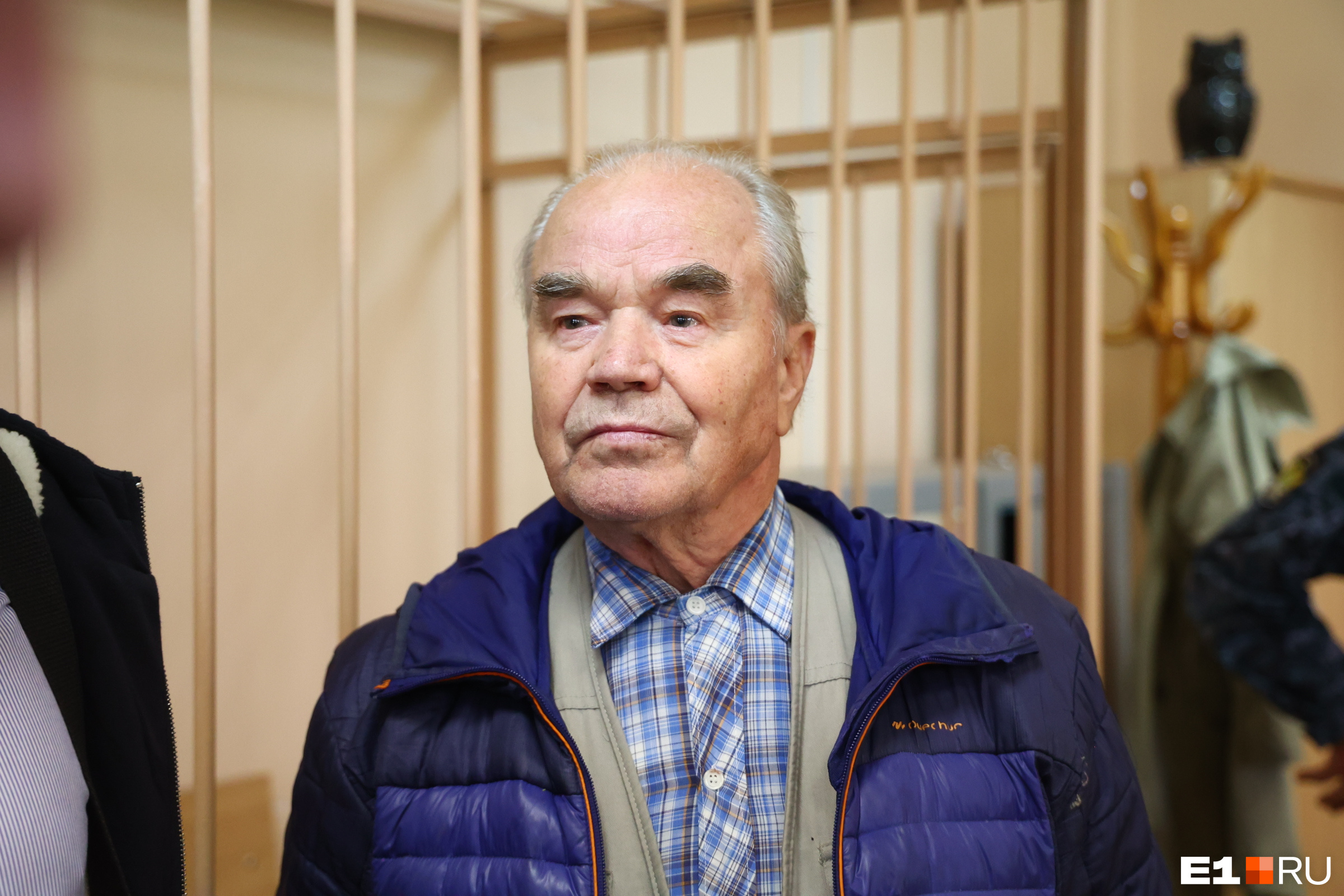 В Екатеринбурге отправили в колонию 85-летнего тренера, которого обвинили в педофилии