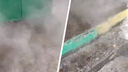 «Всё бежит, течет»: подъезд на Горском топит водой — она льется из мусоропровода