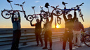 Велосипедистов ждут на фестиваль в Петербурге: участники проедут по самой красивой трассе России