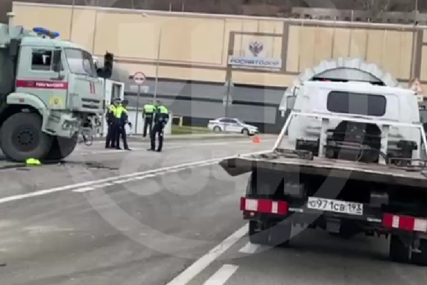 В автобусе разделась - видео. Смотреть в автобусе разделась - порно видео на укатлант.рф