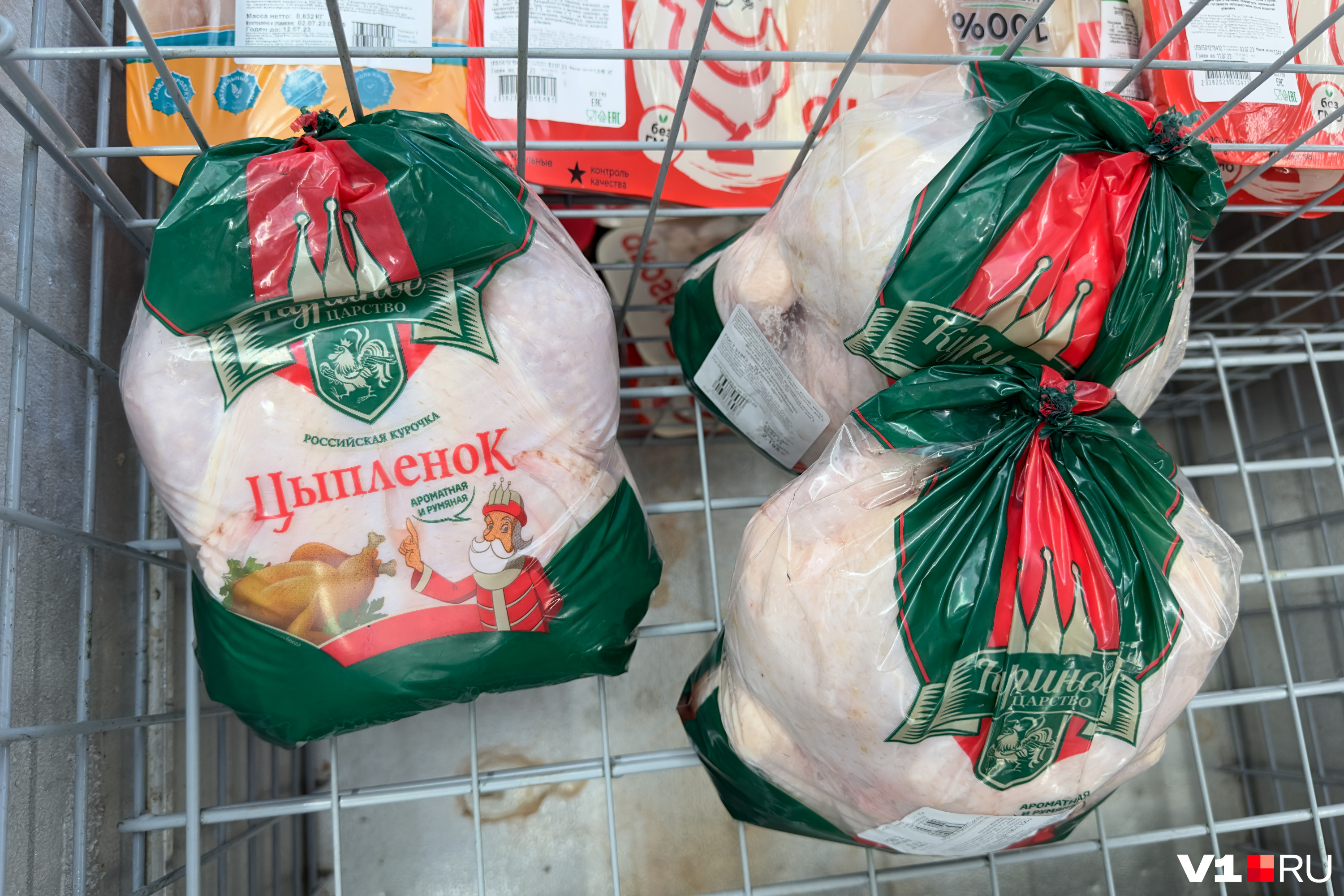 Тушка цыпленка в среднем обойдется в 300 рублей