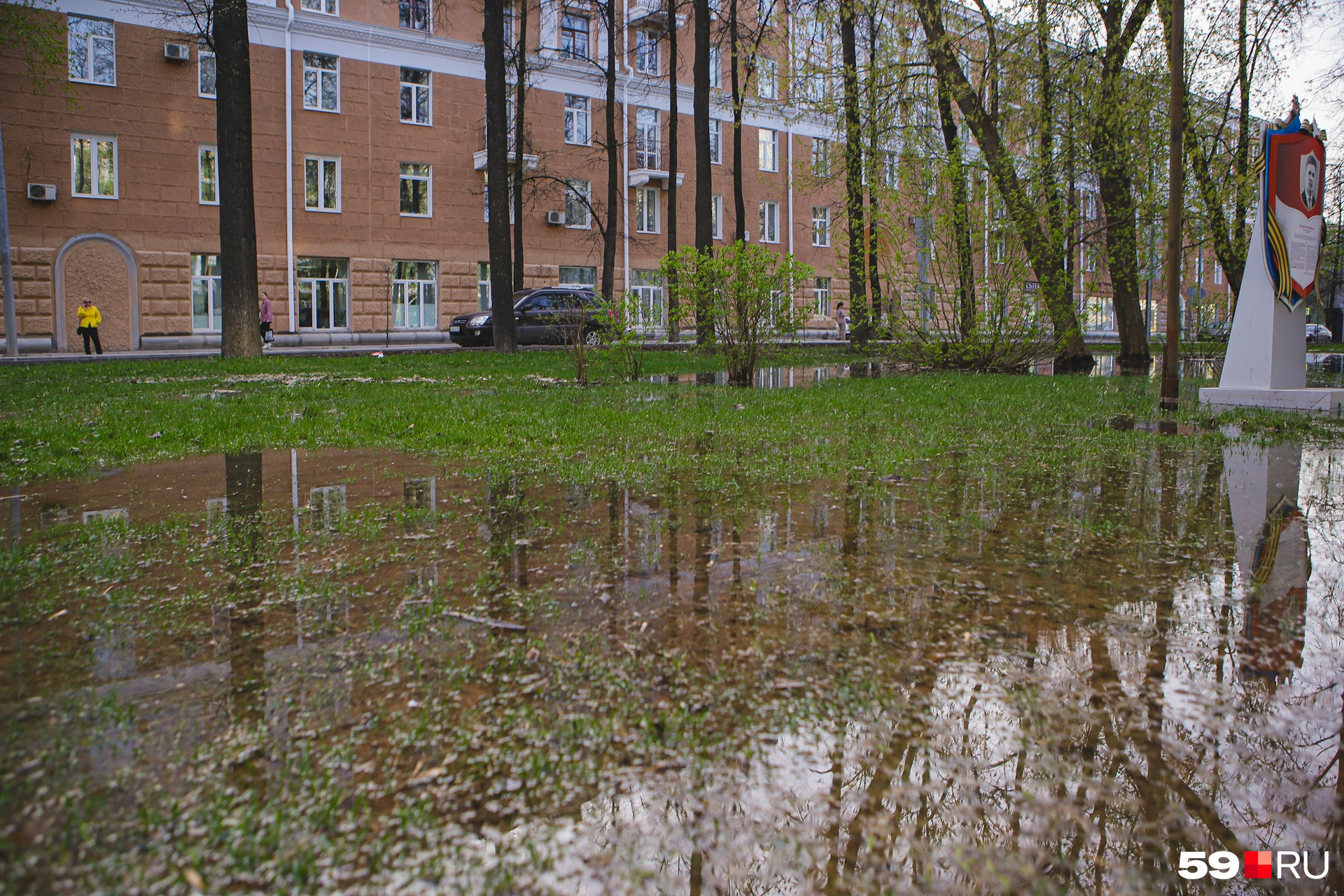 Смирново 10. Фотосессия на улицах Перми. Улица Смирнова.