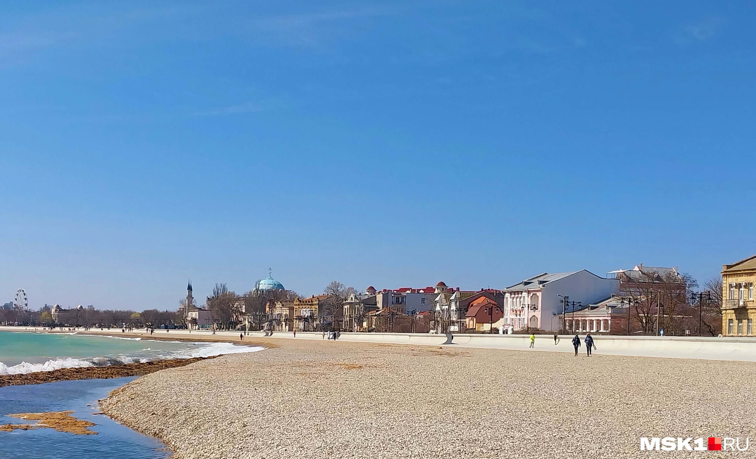 Крымские пляжи к 1 мая должны полностью благоустроить, чтобы до 1 июня специальная комиссия выдала владельцам или арендаторам разрешение на эксплуатацию