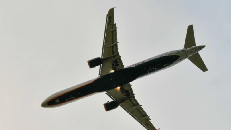 ТАСС: разгерметизация кабины пилотов стала причиной возвращения самолета Москва — Оренбург