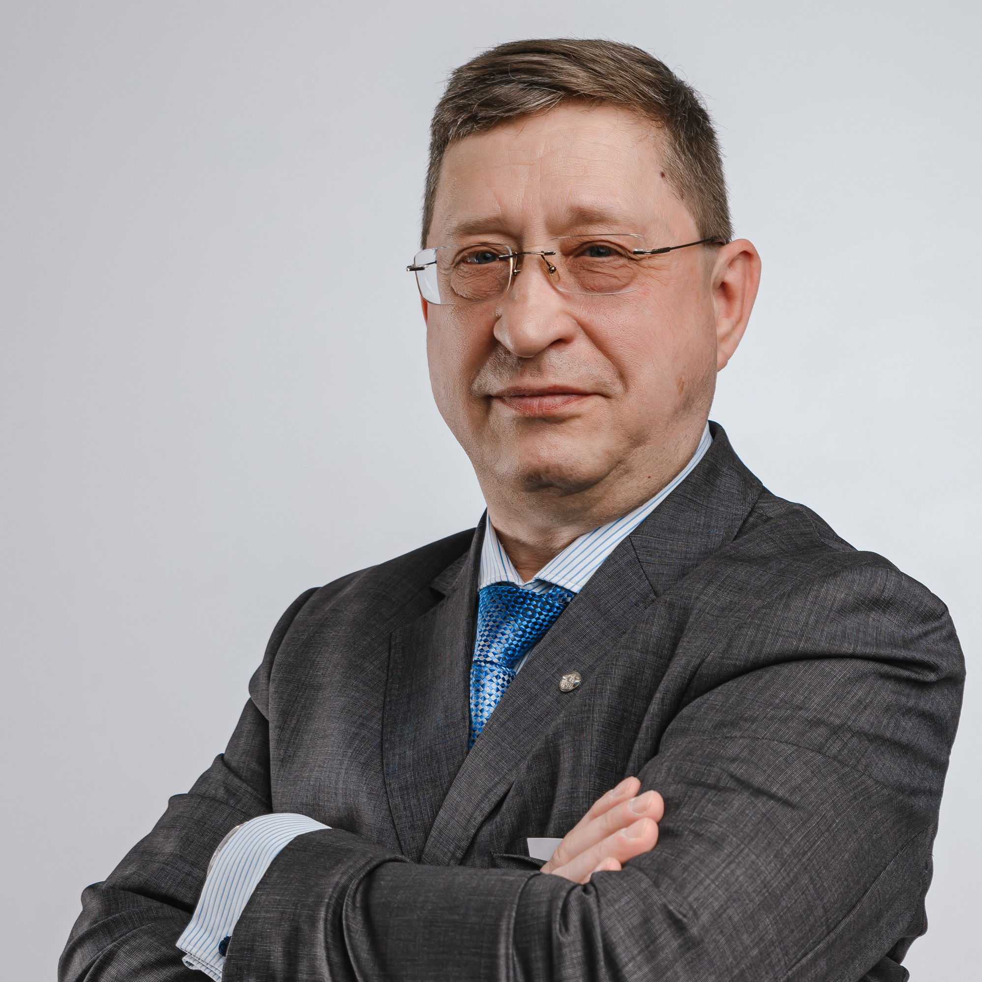 Директор «Центра расчетов» Олег Санжанов