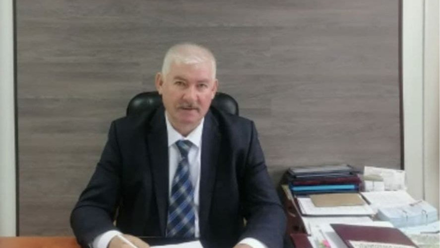 Под Волгоградом обвиняемый глава района отказался покидать кресло вопреки постановлению суда