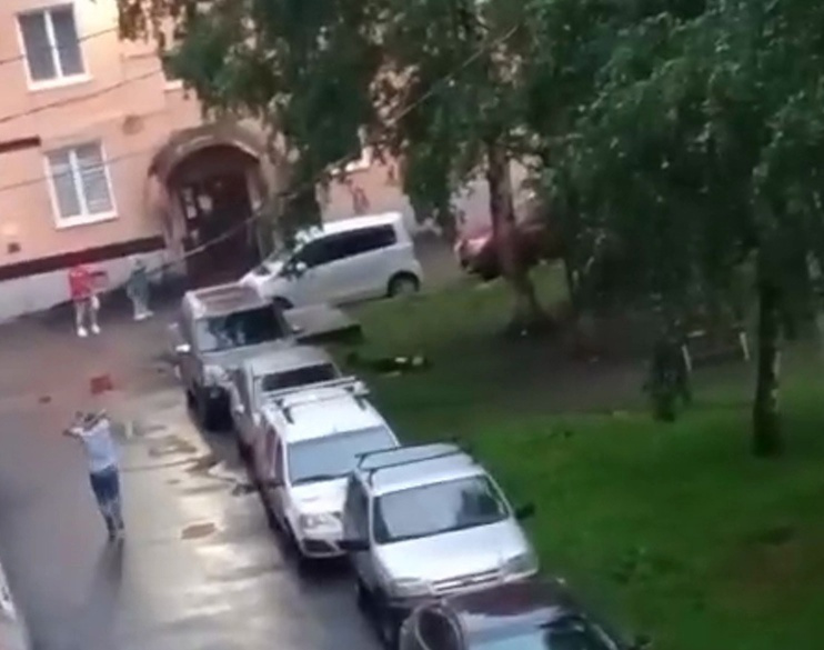 «Бам — и он лёг»: в Кузбассе застрелили мужчину. Возбуждено уголовное дело