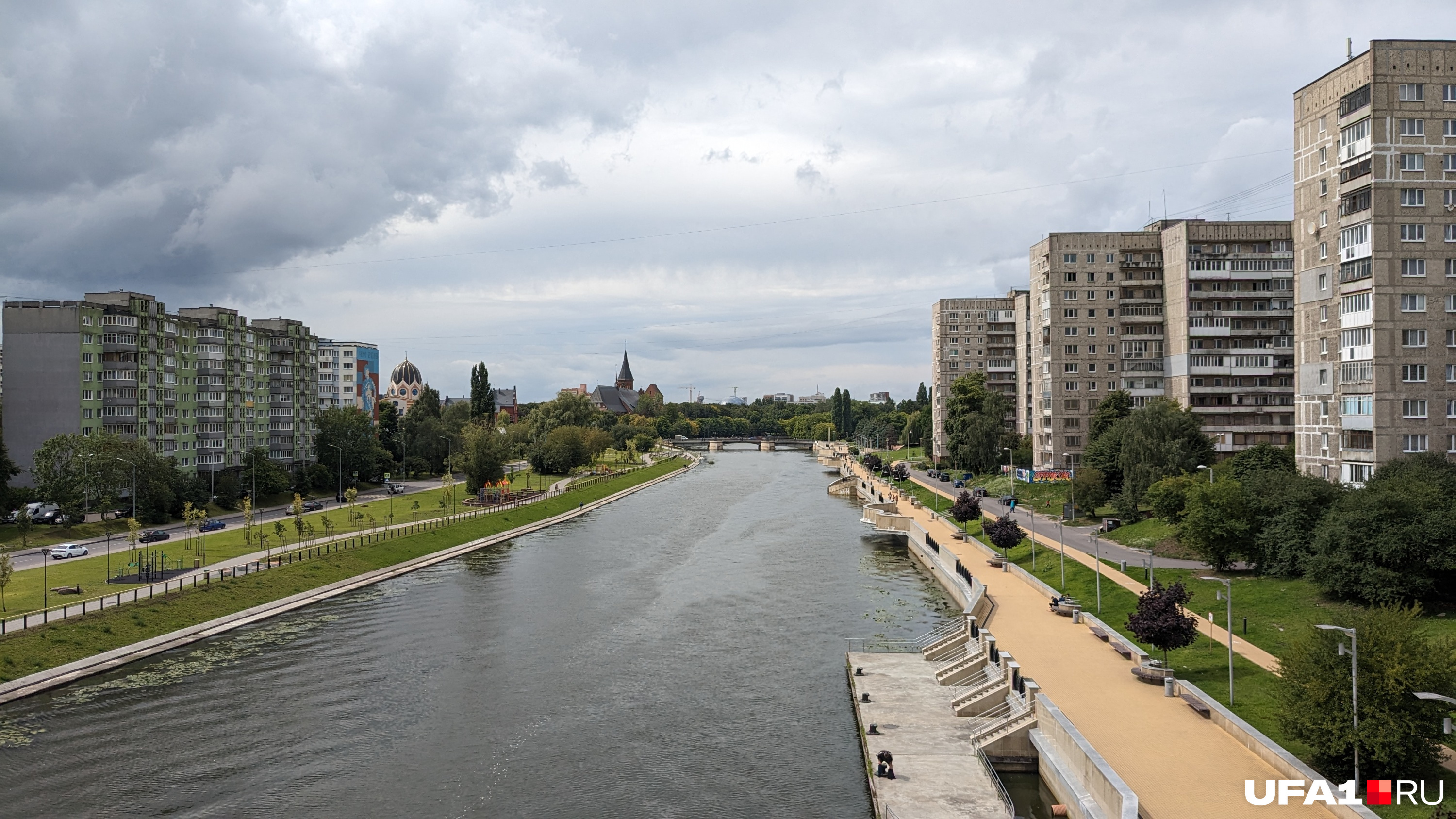 Центр города и серые панельки