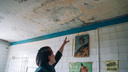 В Кемерове во время ремонта крыши дома затопило квартиру: кто будет возмещать ущерб?