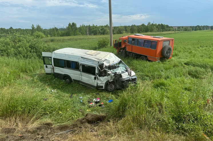 Мистика: автобус шарыповского перевозчика, который врезался в КАМАЗ, попал в такую же аварию в тот же день пять лет назад