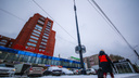 В Челябинске под окнами домов вырастают гигантские вышки связи. На примере одной разбираем, насколько это законно и безопасно